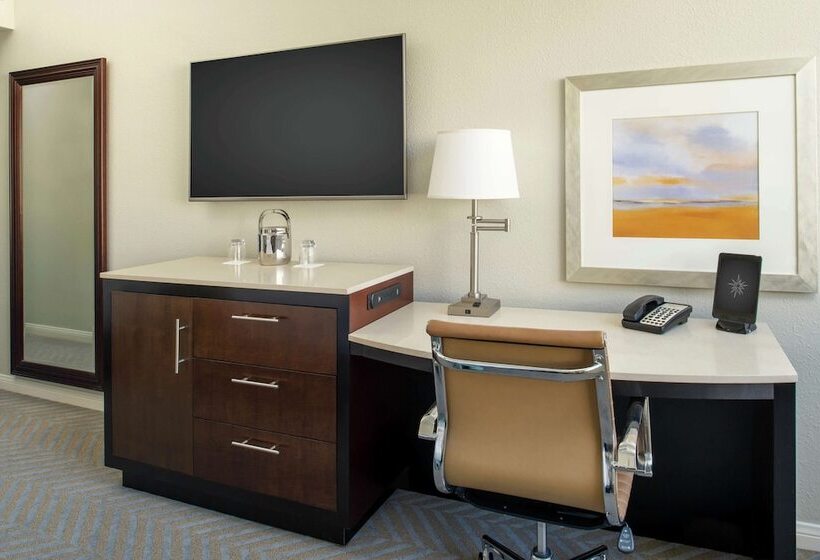 스탠다드 룸 더블 침대 2개, The Beverly Hilton