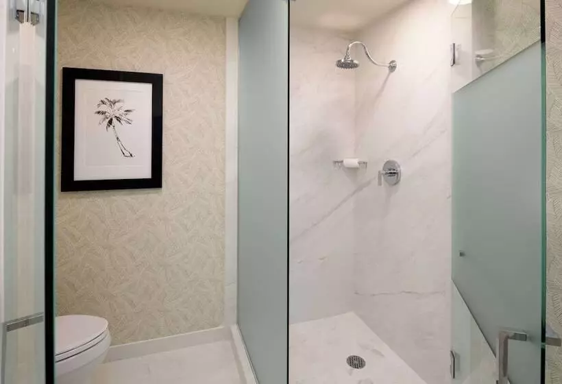 Deluxe-huone, The Beverly Hilton