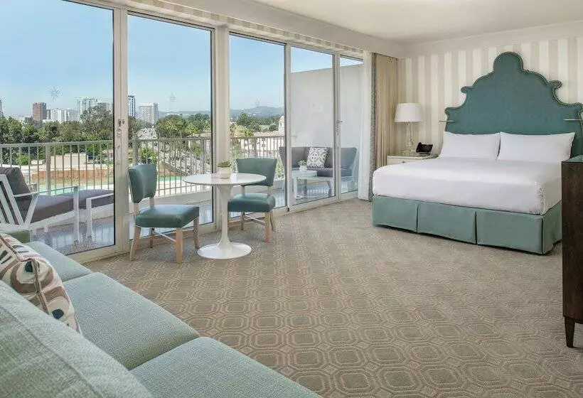 Premium-studio, The Beverly Hilton