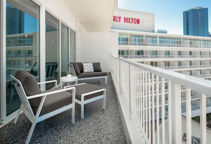 프리미엄 스튜디오, The Beverly Hilton