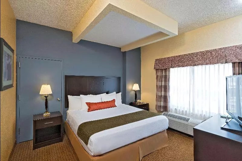 Premium-studio, The Beverly Hilton