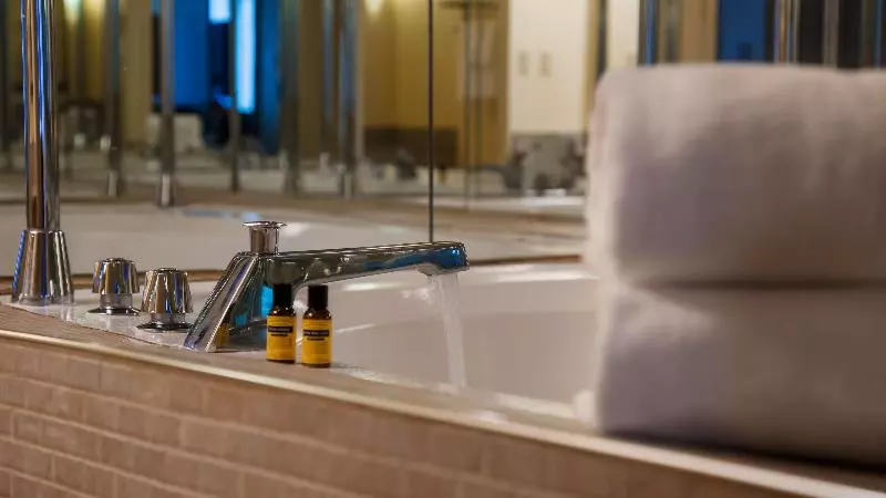 Premium-studio, The Beverly Hilton