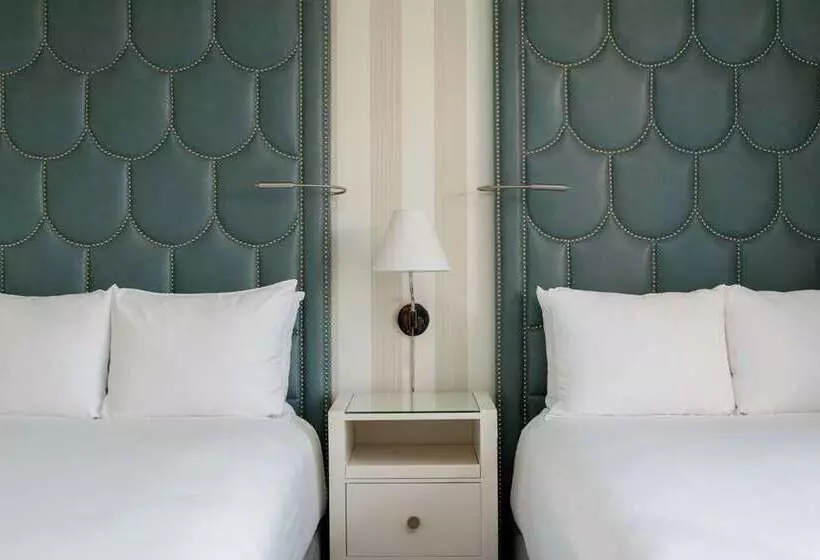 Deluxe-huone, The Beverly Hilton