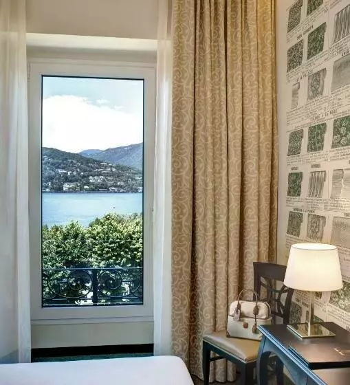 اتاق استاندارد با چشم‌انداز دریاچه, Palace Hotel Lake Como