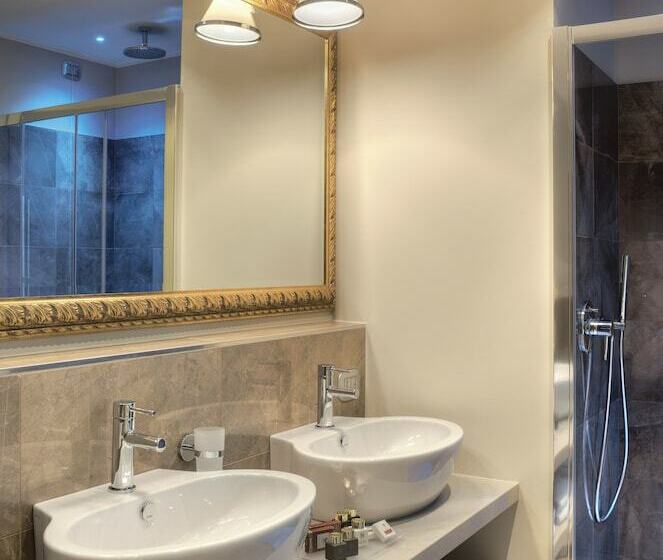 스탠다드 룸 호수 전망, Palace Hotel Lake Como