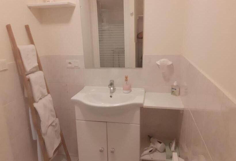 家庭间, B&b Le Bois Berranger