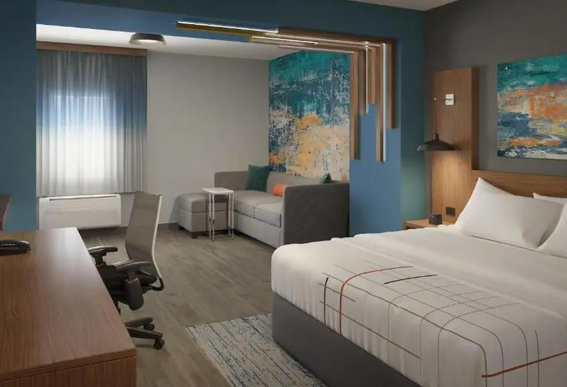 キングサイズベッドのスイートルーム, La Quinta Inn & Suites By Wyndham Marysville