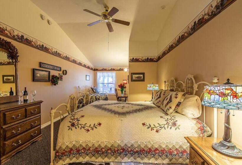 豪华三人间, Apples Bed And Breakfast Inn