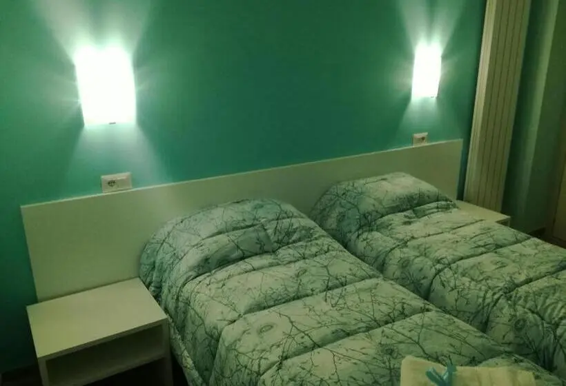 デラックスルーム, Nel Verde Di Carinci