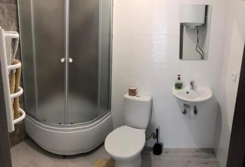 エコノミールーム, смарт хаб Apartment In Center