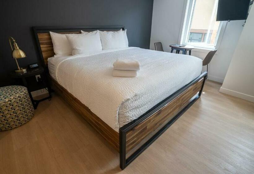 标准工作室, Basecamp Suites Canmore