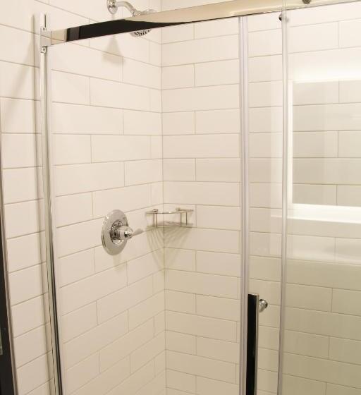 キングサイズベッドのスタンダードルーム, Best Western Plus Winkler