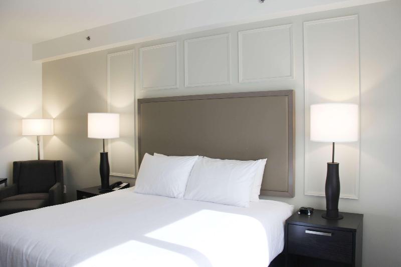 キングサイズベッドのスタンダードルーム, Best Western Plus Winkler