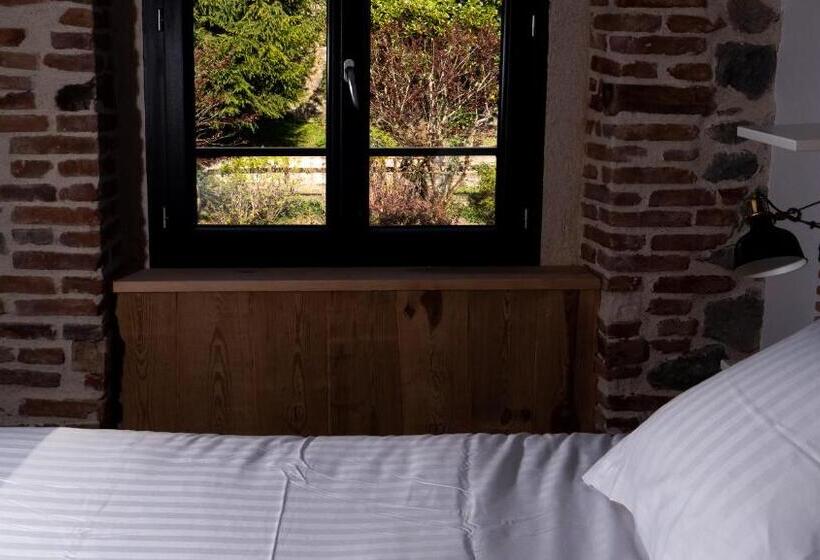 スタンダードルーム, Zadig