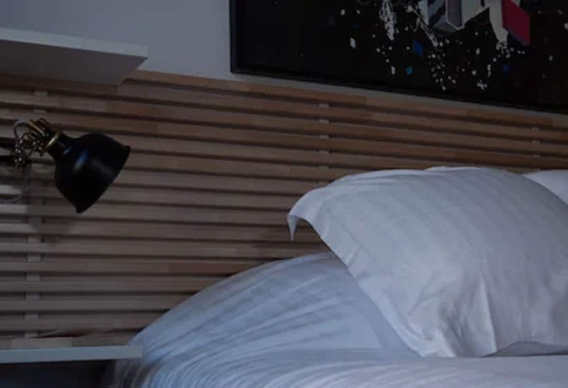 ファミリールーム, Zadig