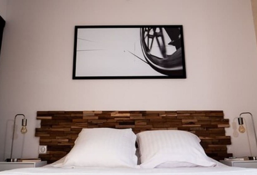 ファミリールーム, Zadig