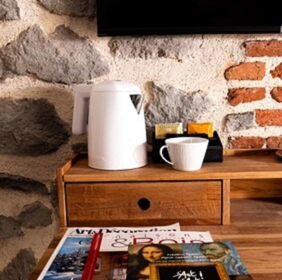 ファミリールーム, Zadig