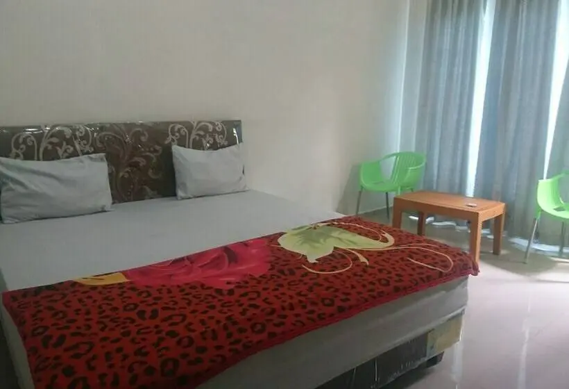 Deluxe-huone, Sriwijaya Hotel Siantar