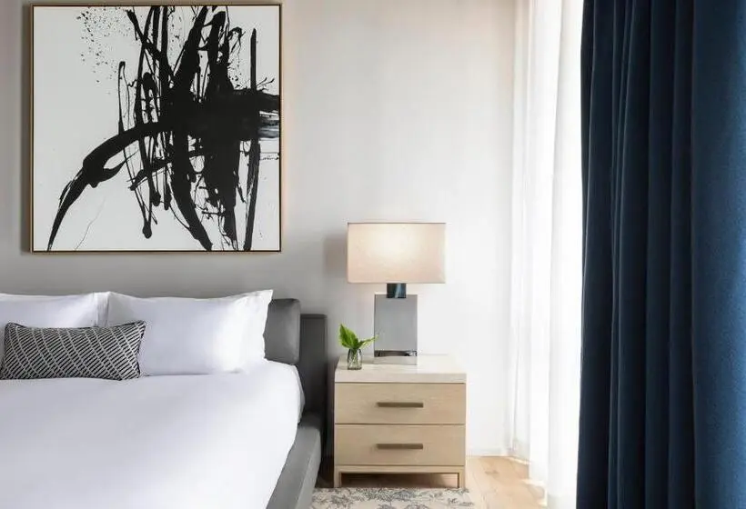 身障者適用キングサイズベッドルーム, Kimpton   Pittman Hotel, An Ihg