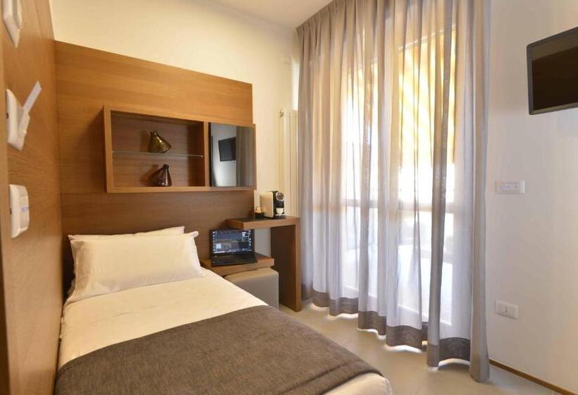 اتاق استاندارد یک نفره, Piano Alto Rooms