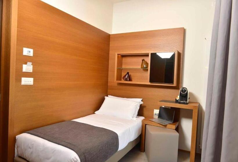 اتاق استاندارد یک نفره, Piano Alto Rooms