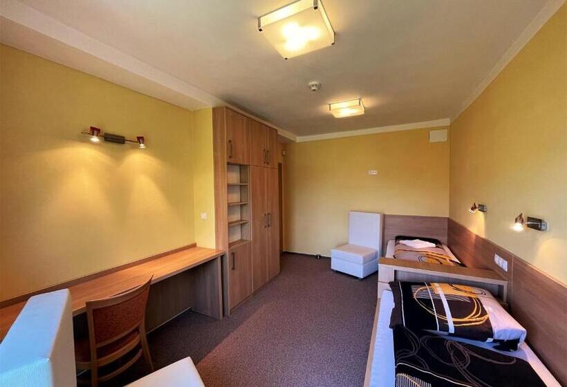 带1个卧室的公寓, Výšinka 719