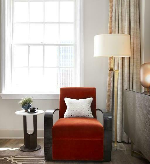 キングサイズベッドのスタンダードルーム, The Plaza Hotel Pioneer Park