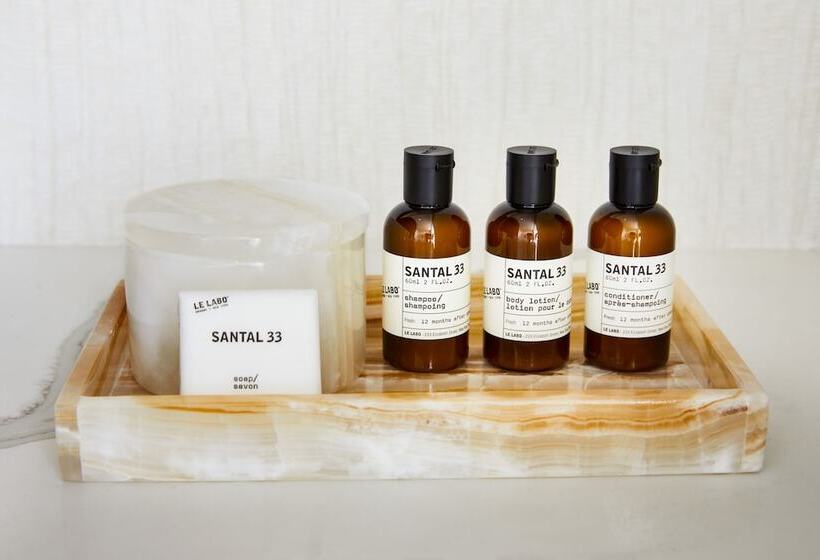 ジュニアスイート, The Plaza Hotel Pioneer Park