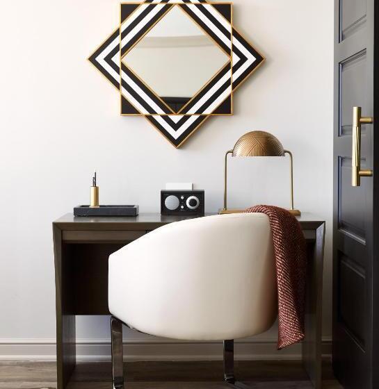 キングサイズベッドのデラックスルーム, The Plaza Hotel Pioneer Park