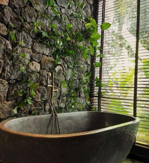 اتاق لوکس, Aravinda Resort Ninh Binh