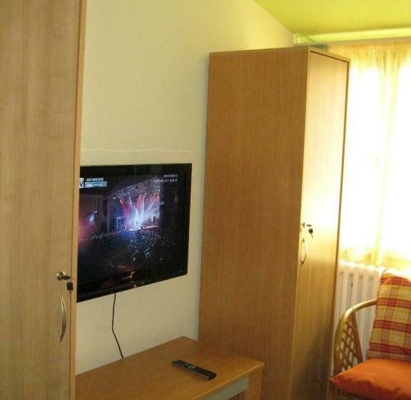 חדר סטנדרט חדר אמבטיה משותף, Hostel Oasis