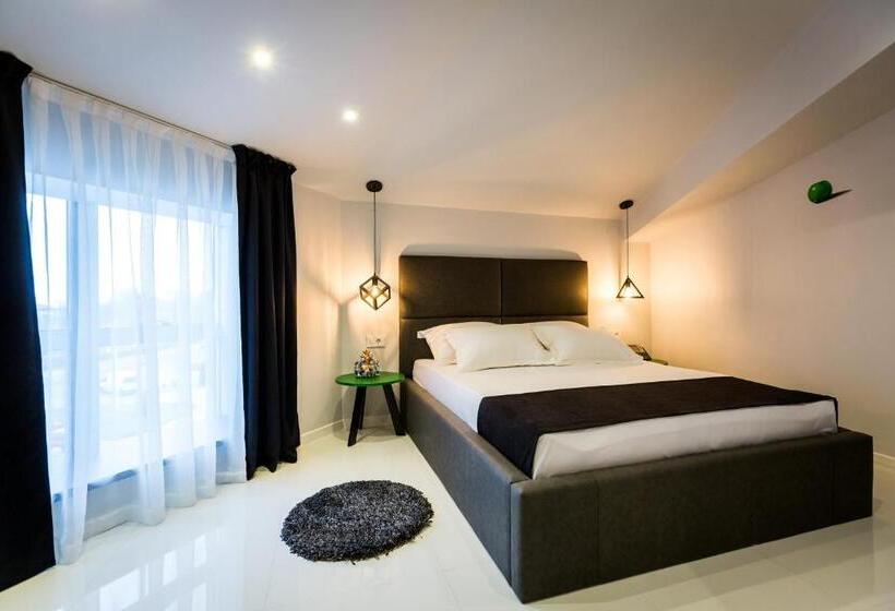 اتاق لوکس, Crystal Light