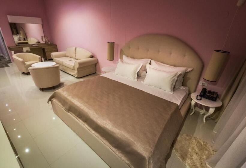 آپارتمان 1 خوابه, Crystal Light