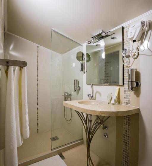 اتاق استاندارد, Crystal Light