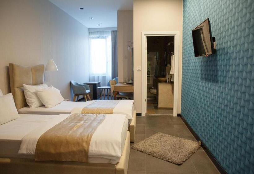 اتاق سوپریور, Crystal Light