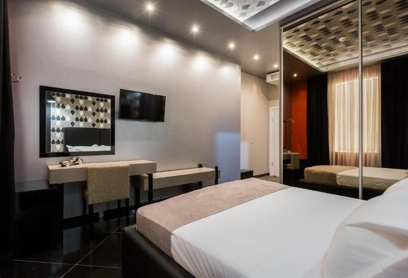 اتاق لوکس, Crystal Light