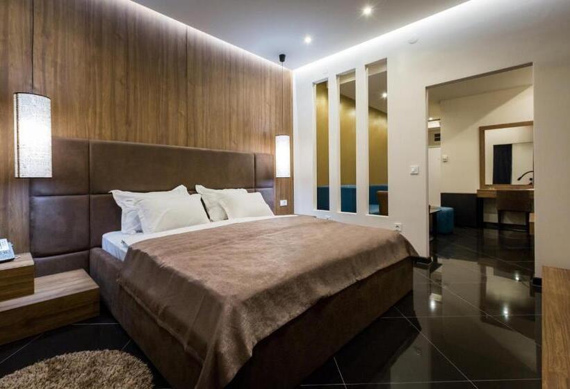 آپارتمان 1 خوابه, Crystal Light