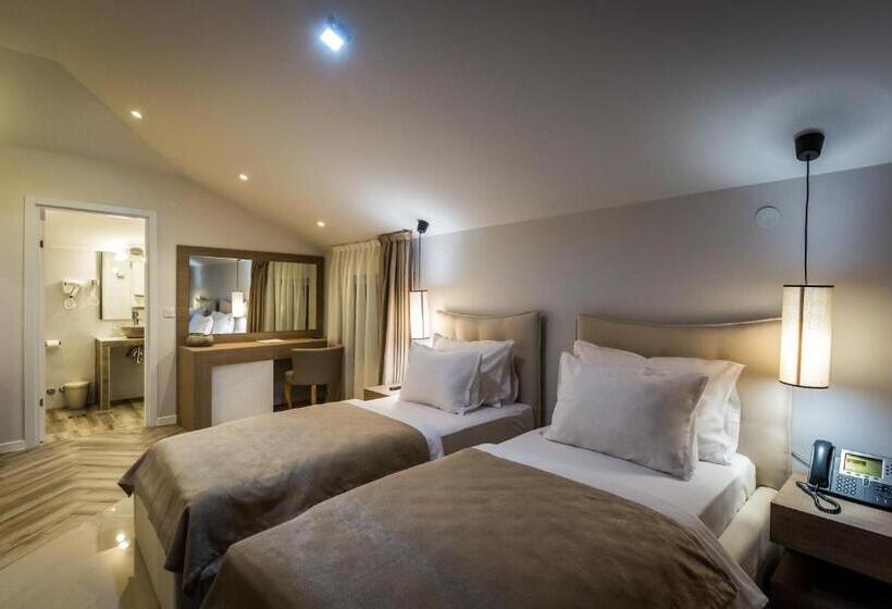 اتاق لوکس, Crystal Light