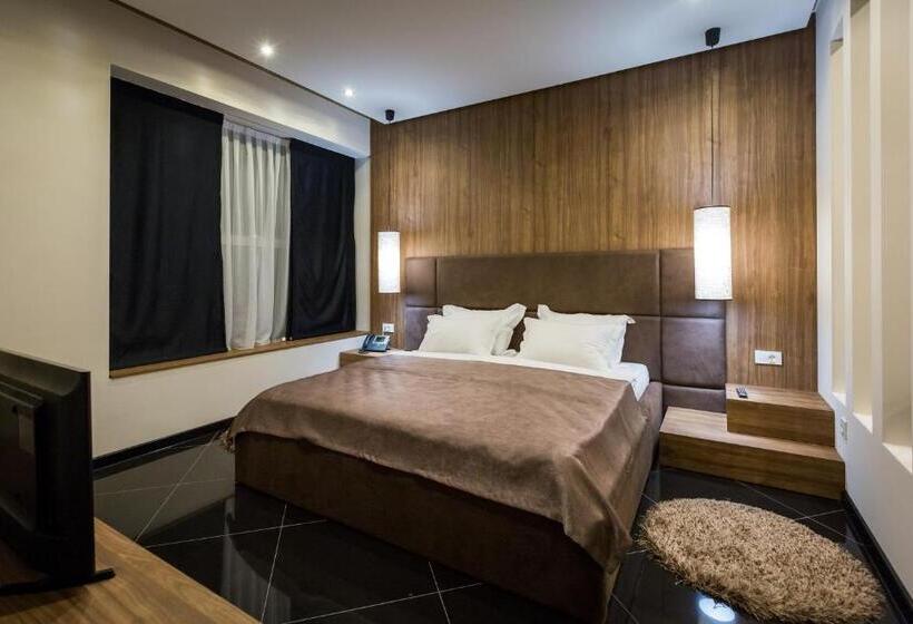 آپارتمان 1 خوابه, Crystal Light