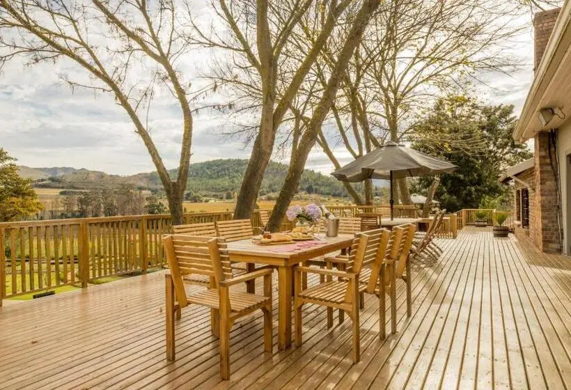 Talo 3 Makuuhuonetta, Kouwdouw Guest Farm