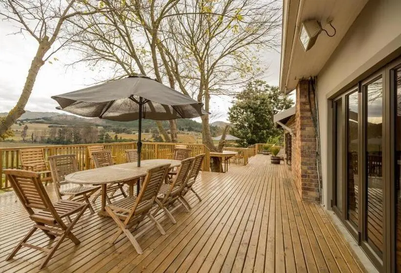 Talo 3 Makuuhuonetta, Kouwdouw Guest Farm