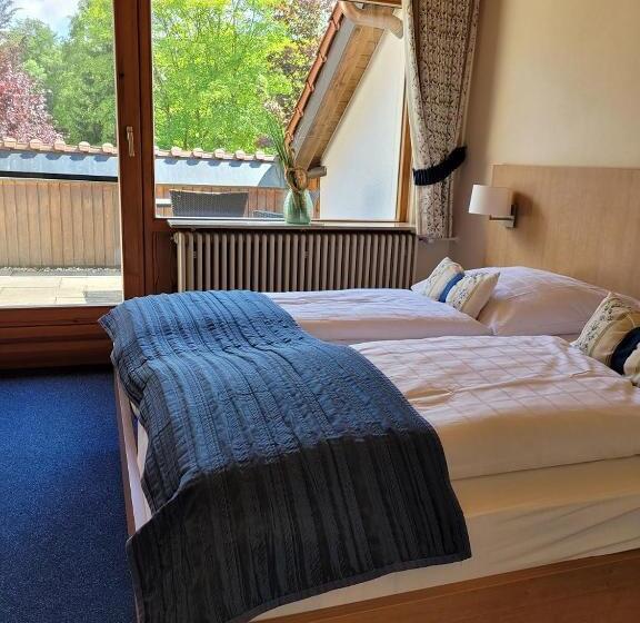 Номер Стандарт, Stahlecker Hof