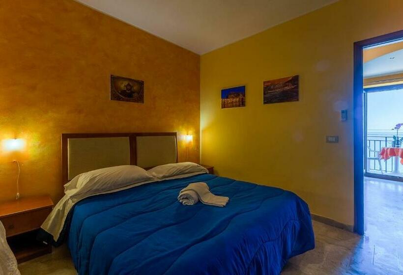 דירת חדר נוף לים, Miramare Residence Cefalú