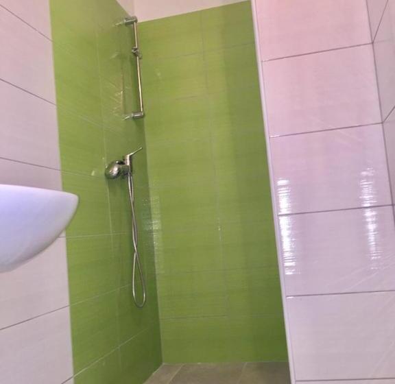 اتاق کلاسیک سه تخته, Guesthouse Soče