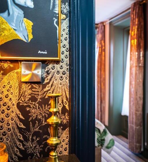 Номер Economy, Jazz House