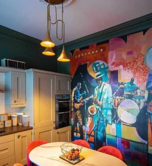 Люкс, Jazz House