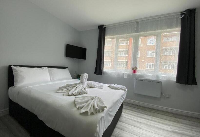 Студия Стандарт, Comfortable Cosy Budget Studios In City Center