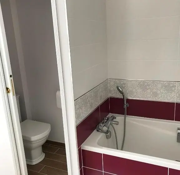 デラックスルーム, Chambres D Hotes De Pouzelande