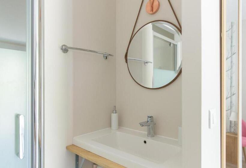 テラス付きスタンダードルーム, Le Mas Des Alexandrins