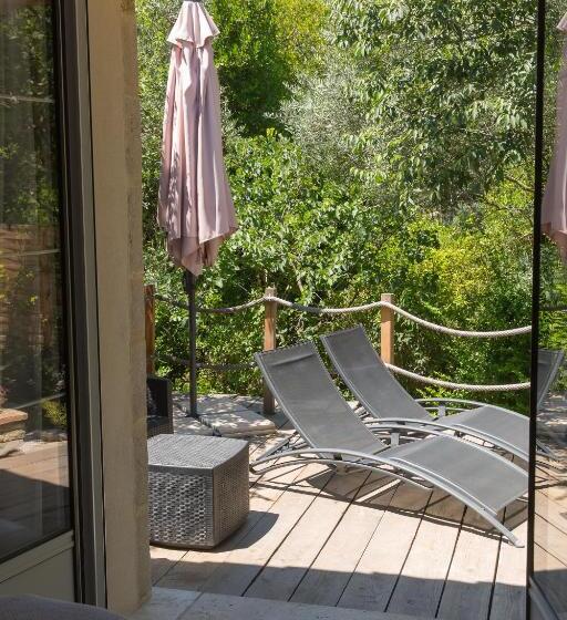 テラス付きスタンダードルーム, Le Mas Des Alexandrins